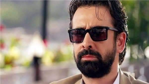 كريم عبد العزيز 