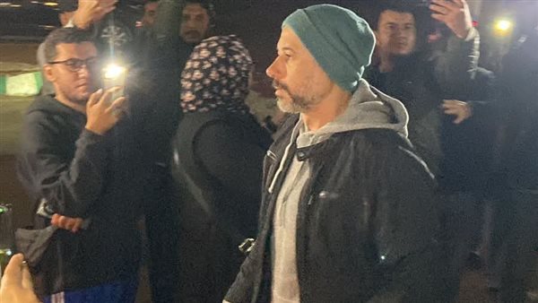 أحمد السعدني في جنازة