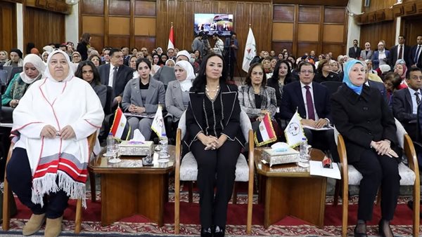 الدكتورة مايا مرسي