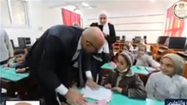 وزير التعليم في احدى