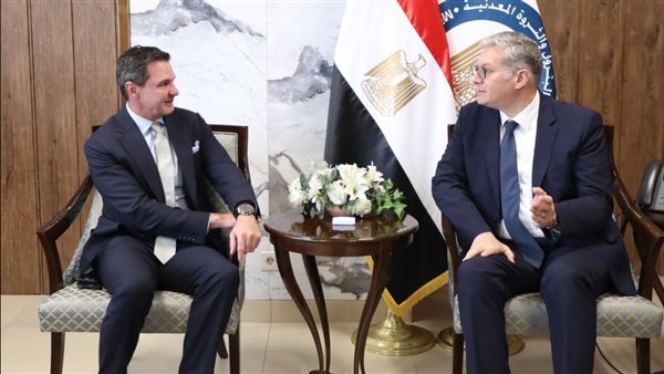 وزير البترول 