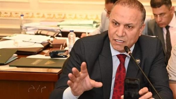  النائب زكي عباس