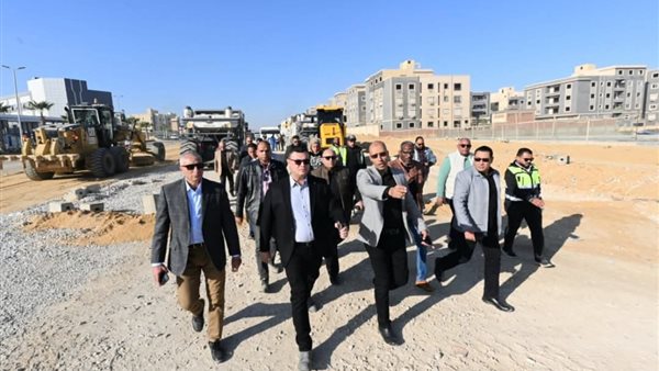 وزير الإسكان 