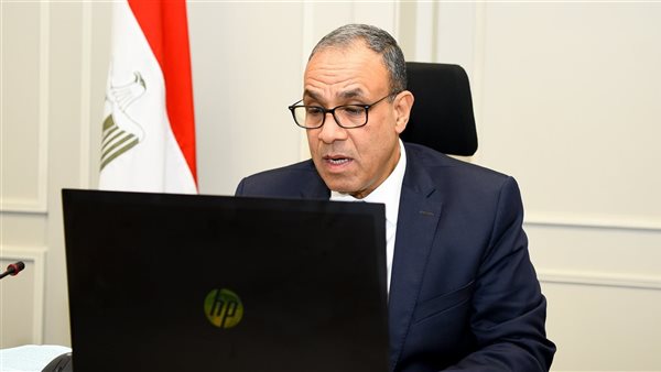 وزير الخارجية بدر