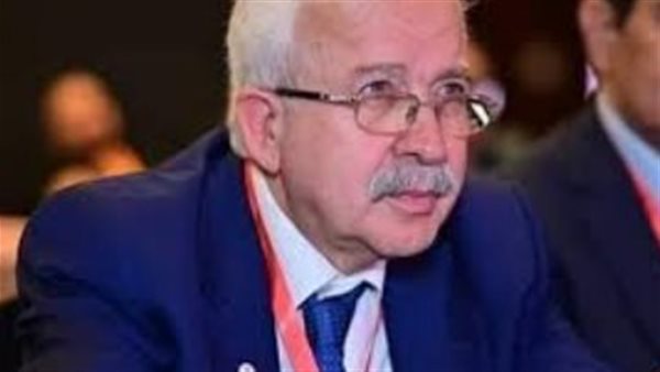 الدكتور جمال عميرة