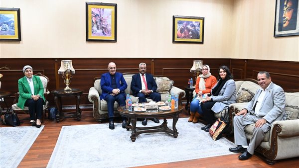 وفد لجنة المشروعات