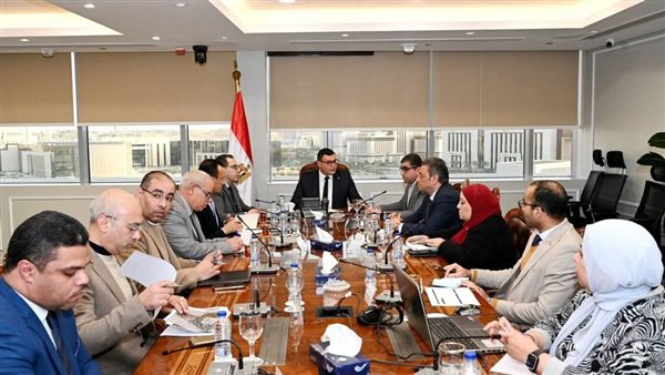 وزير الإسكان 