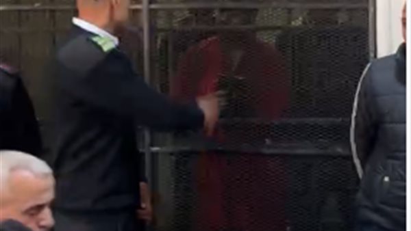 سفاح التجمع بالبدلة