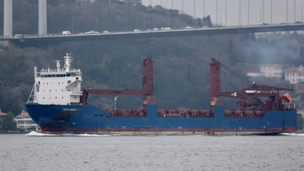 صورة لسفينة الشحن