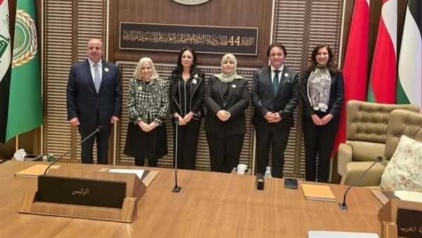 القومى للمرأة يهنئ