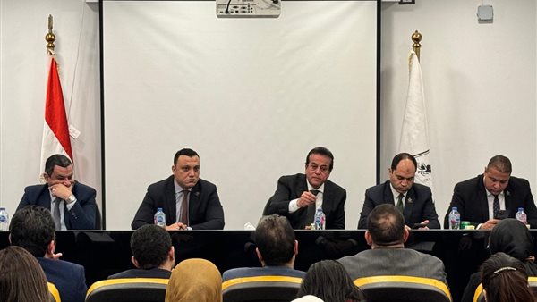 جانب من الندوة 