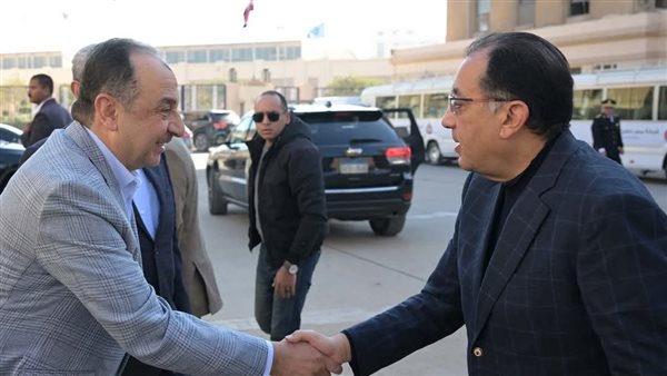 رئيس الوزراء ووزير