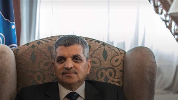 رئيس هيئة قناة السويس