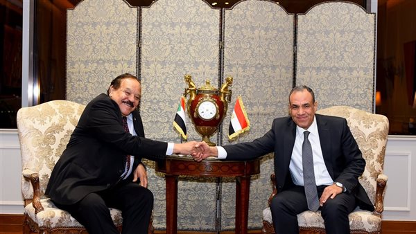 وزير الخارجية بدر