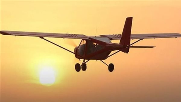 طائرة خفيفة 