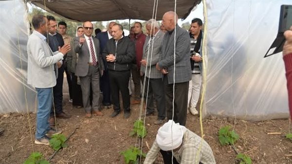 محافظ أسيوط مع رئيس