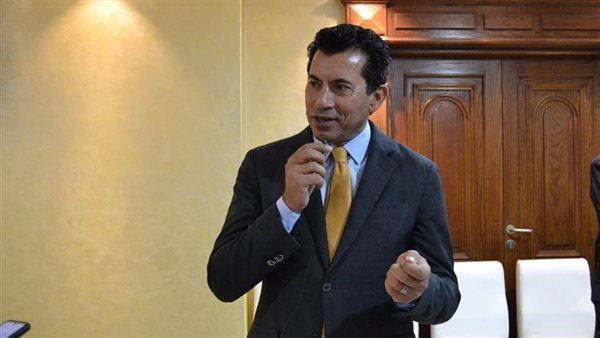 الدكتور أشرف صبحي