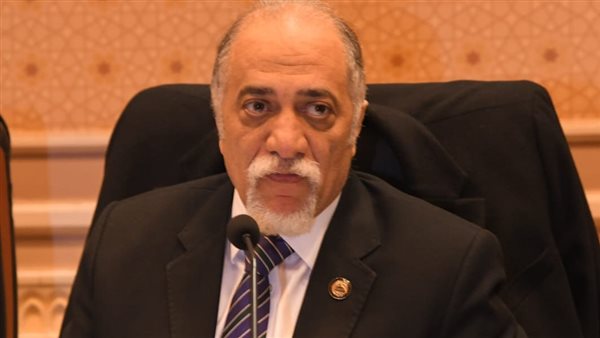 الدكتور عبدالهادي