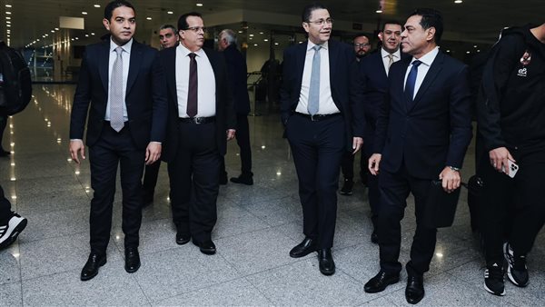 مسئولو السفارة في