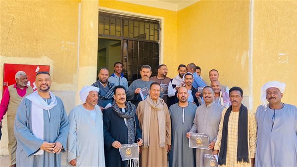 أهالي محافظة أسوان