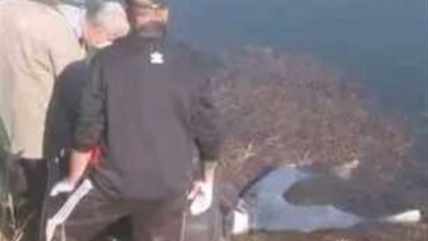 استخراج جثة من ترعة