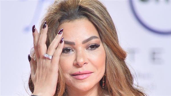 الفنانة ألفت عمر