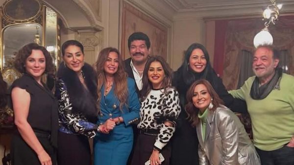 نجوم الفن في احتفالية