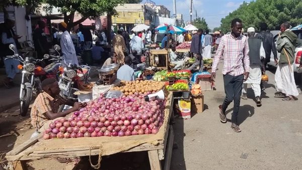 يعاني السودان من