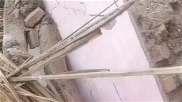 انهيار منزل 