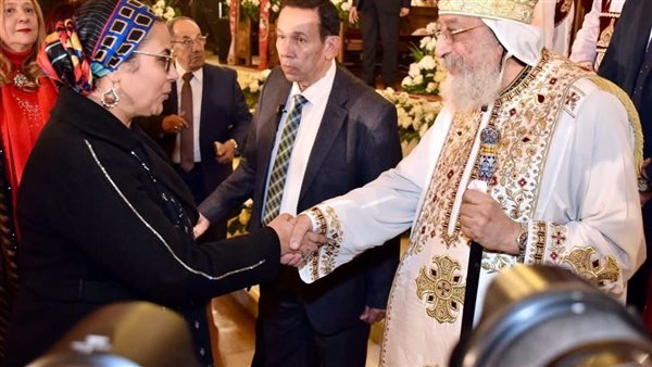 أمل عمار تشارك فى