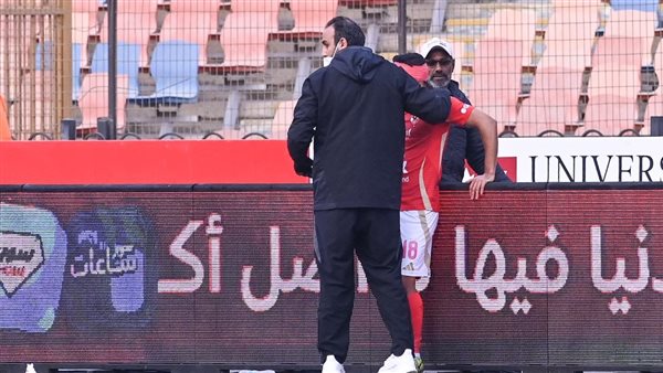 طبيب الأهلي مع يحيى