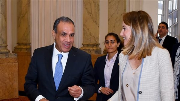 جانب من اللقاء