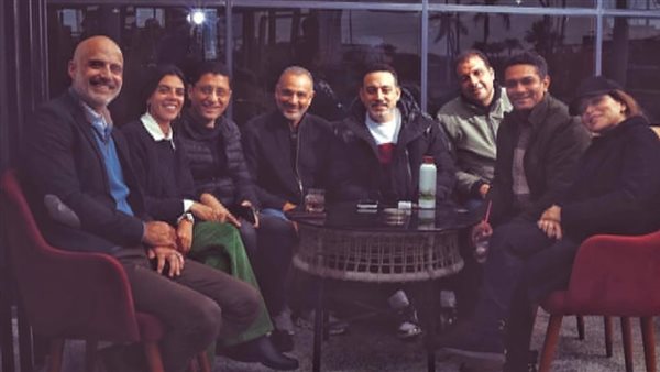 أبطال مسلسل الحب