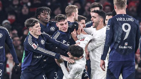 أرسنال ومانشستر يونايتد 