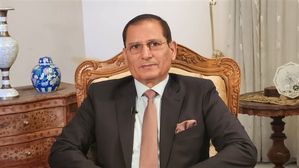 الوزير المفوض الأسبق