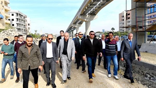 وزير الإسكان 