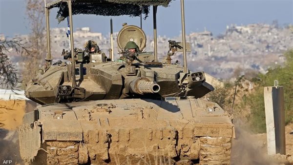 دبابة تابعة للجيش