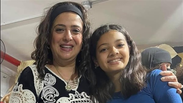 ريناد ووالدتها 