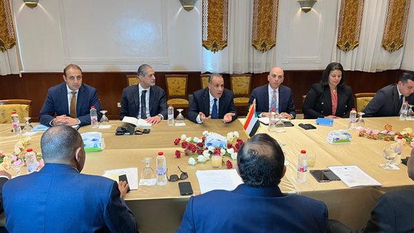 جانب من جلسة المباحثات