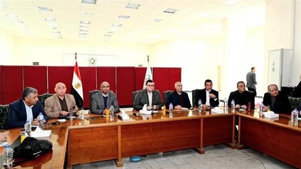 وزير الإسكان 