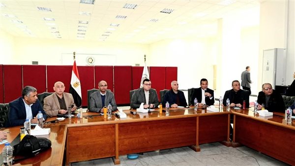 وزير الإسكان 