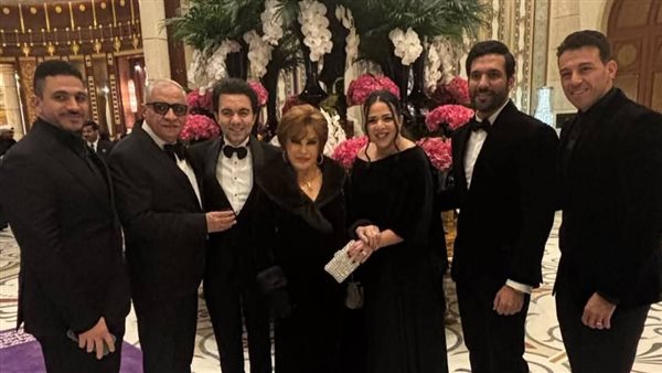 النجوم في حفل Joy