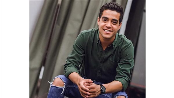 الفنان خالد أنور