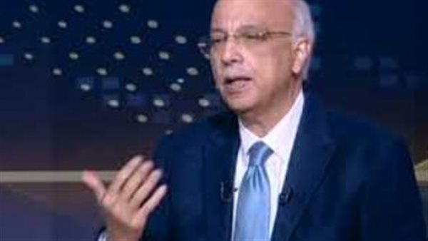 الدكتور أشرف عمرو