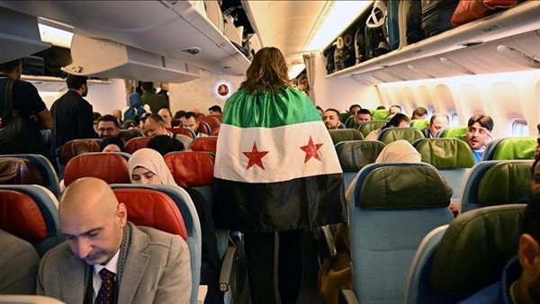 أول طائرة تركية إلى