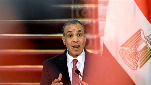 وزير الخارجية بدر