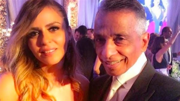 مها الصغير ووالدها