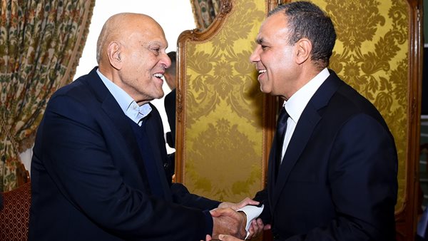 بدر عبد العاطي -