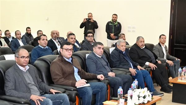 وزير الإسكان 