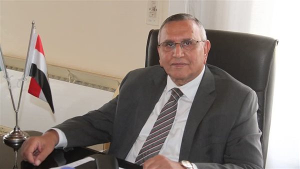 الدكتور عبد السند